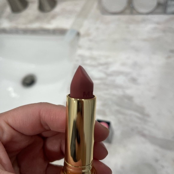 Merit matte lipstick - Picture 4 of 4